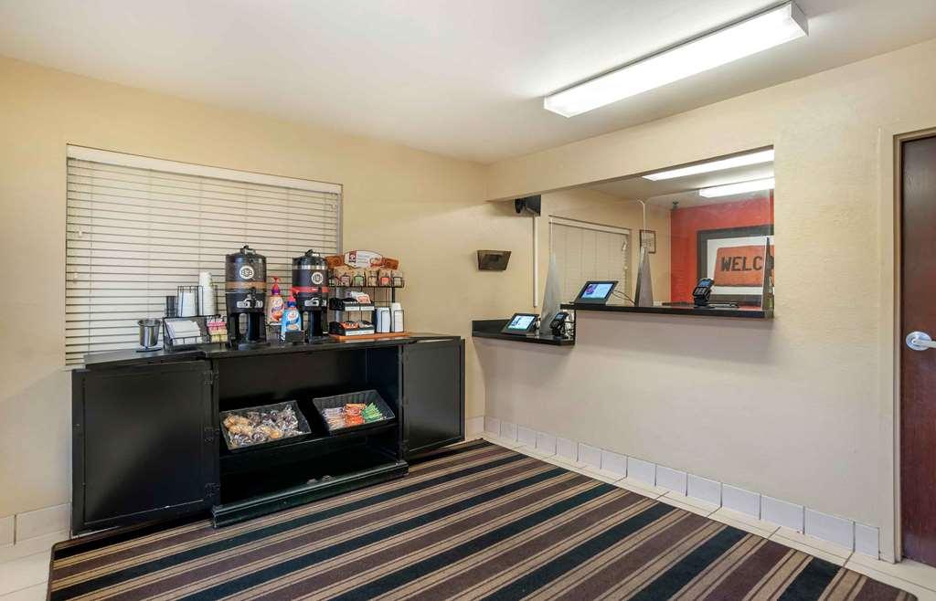 Extended Stay America Select Suites - Jackson - North Interior photo